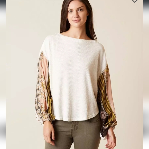 Free People Tops - Free People Ivory "Blossom" Thermal Size M
